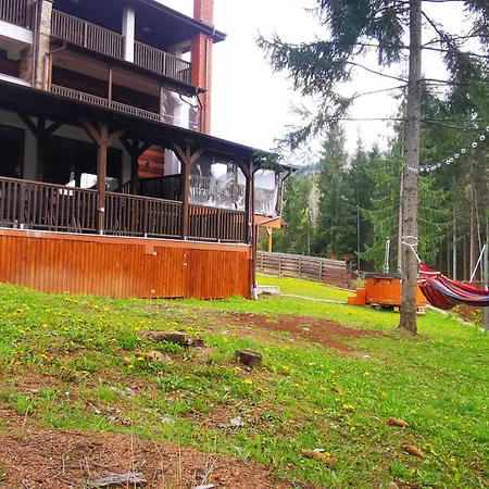 Golful Lodge